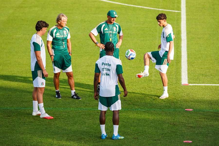 Mancini con Inacio, Romano e Zoma