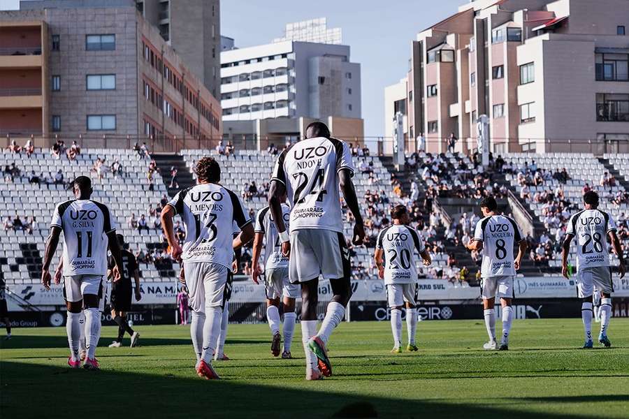 Alioune Ndoye fez o primeiro golo do Vitória SC Alioune Ndoye fez o primeiro golo do Vitória SC