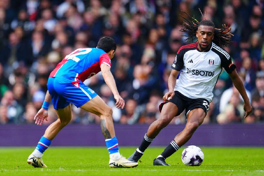 Alex Iwobi in action against Crystal Palace on Saturday