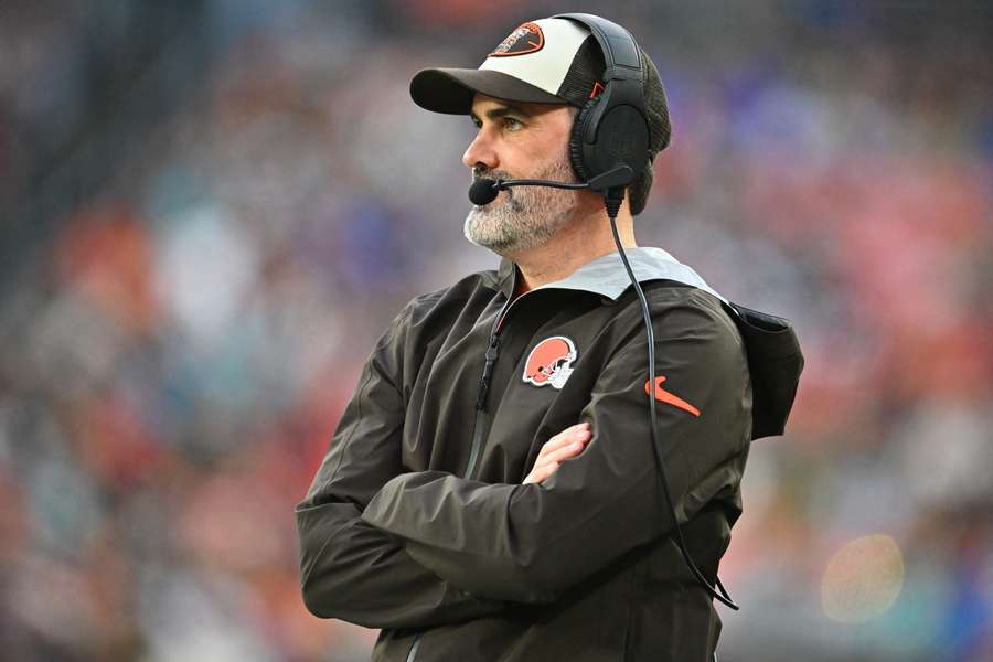 Cleveland Browns head coach Kevin Stefanski standing on the sidelines during a game against the Miami Dolphins (2024)