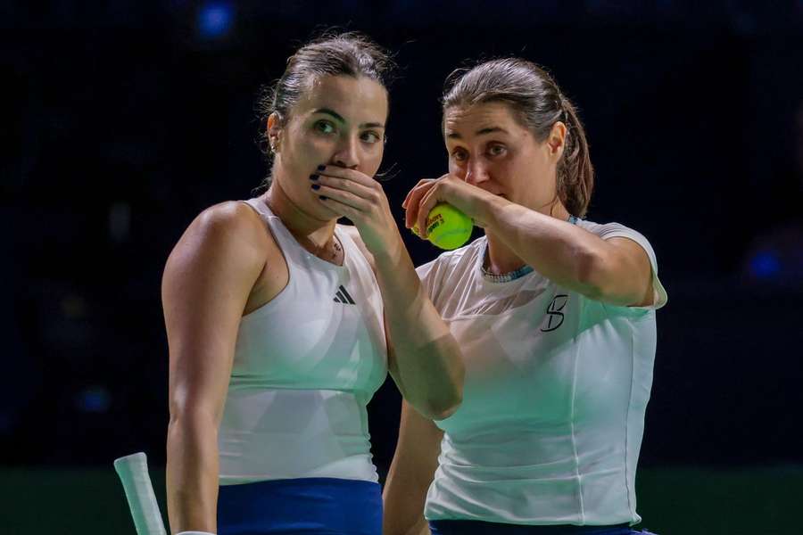 Niculescu şi Ruse s-au calificat în semifinalele probei de dublu la Angers