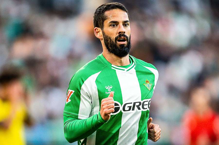 Isco prodloužil kontrakt s Realem Betis.