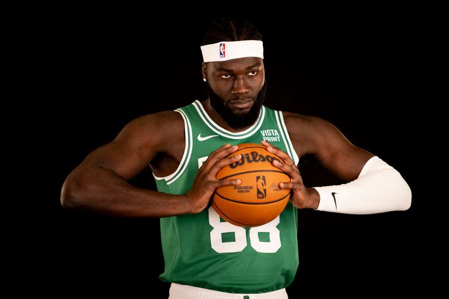 Neemias jogou pela segunda vez na equipa principal dos Boston Celtics