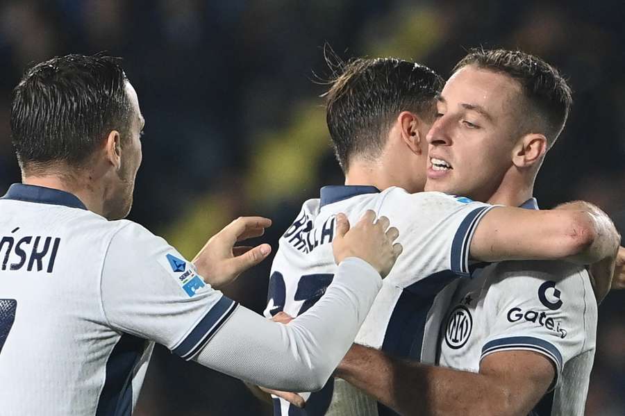 Inter Milan's Davide Frattesi celebrates his second goal