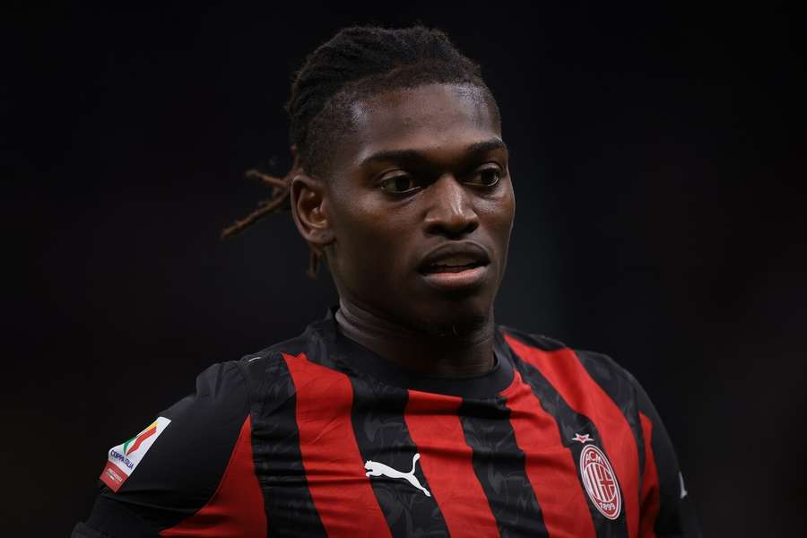 Rafael Leao w koszulce AC Milan.