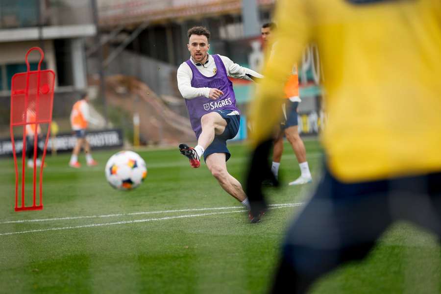 Diogo Jota não foi utilizado na primeira mão