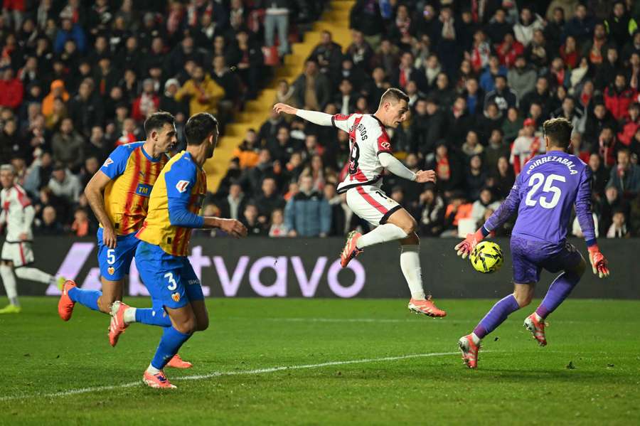 De Frutos se v utkání neprosadil.