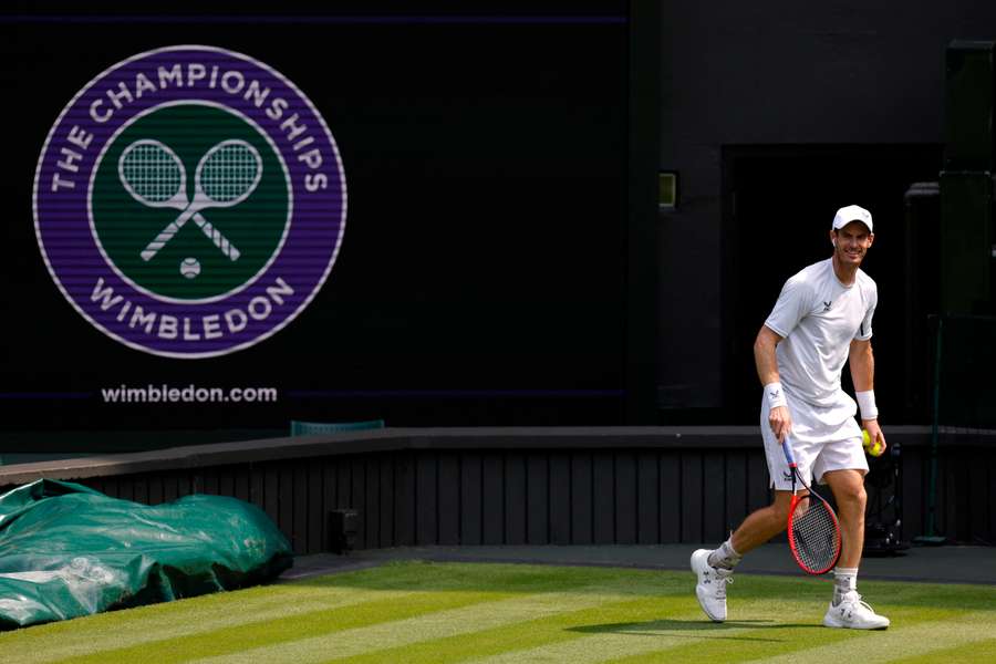 Andy Murray durante uma sessão de treino no All England Club