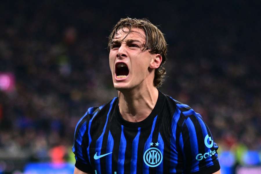 Inter's Francesco Pio Esposito celebrates scoring their second goal