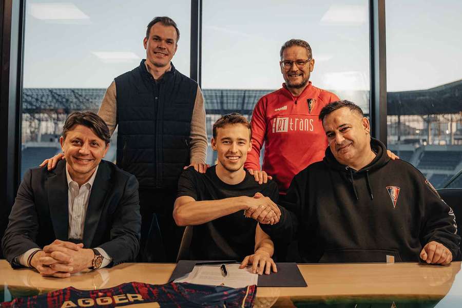 Mads Agger nowym piłkarzem Pogoni. Mads Agger nowym piłkarzem Pogoni.