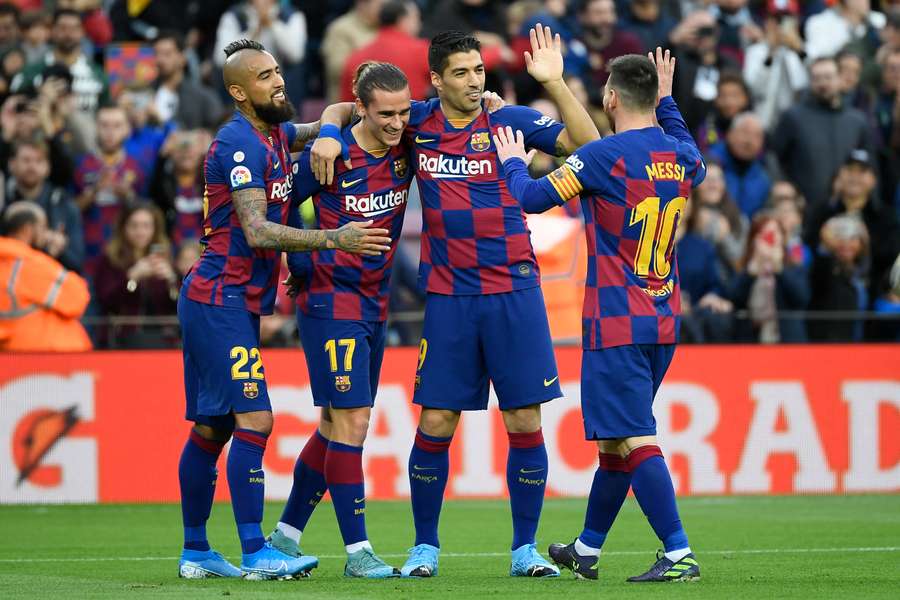 Luis Suárez e Leo Messi voltarão a ser companheiros de equipa
