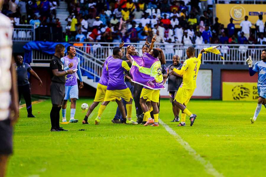 Medeama celebrate after 5-2 win over Heart of Lions