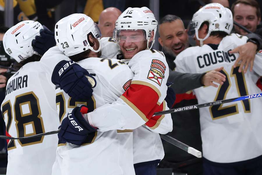 Anton Lundell of the Florida Panthers and Carter Verhaeghe celebrate