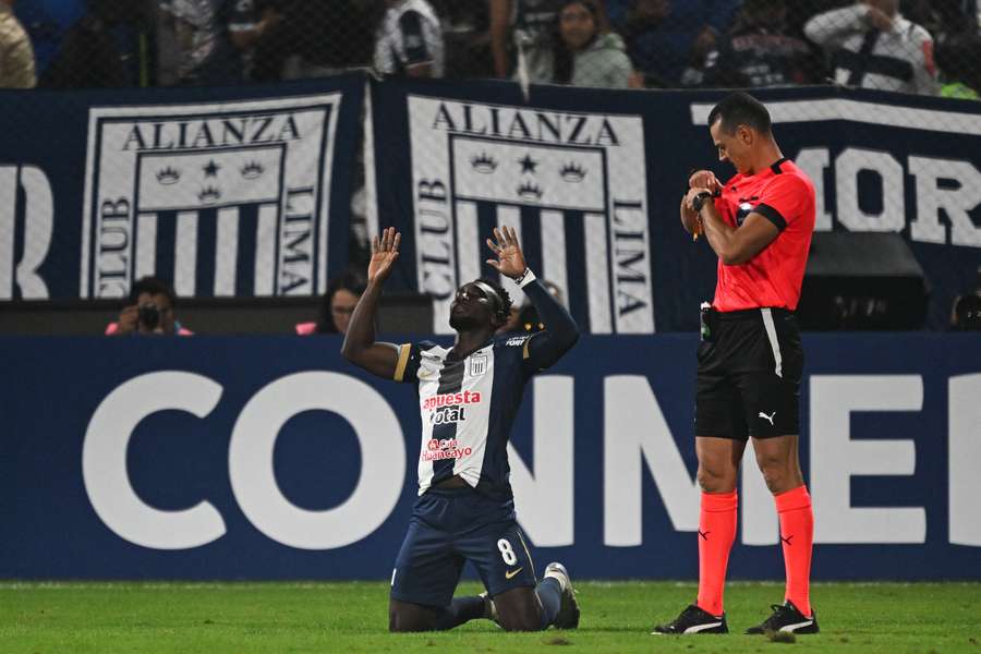 Alianza Lima derrotou o Grémio