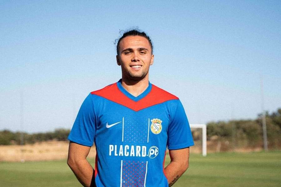 Gonçalo Esteves na apresentação pelo Alverca