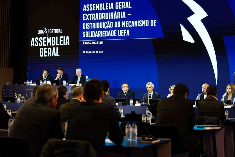 AG terminou com chumbo da proposta para distribuir verba a clubes da Liga 2