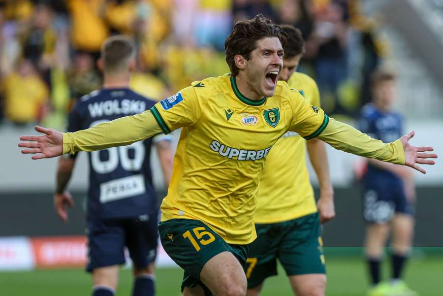 Piątek z Ekstraklasą: pięć goli w Katowicach, gol i czerwona kartka Czubaka. Hit w Warszawie