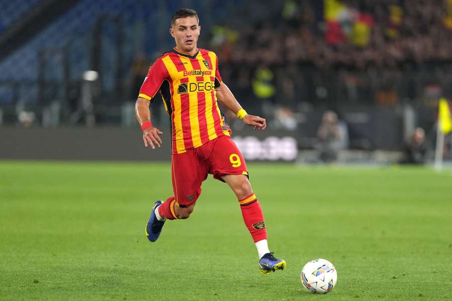 Leeds on brink of beating Man Utd to Krstovic signing
