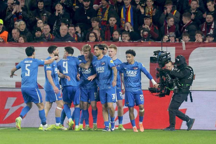 Alkmaar nasázel Spartě čtyři branky. 
