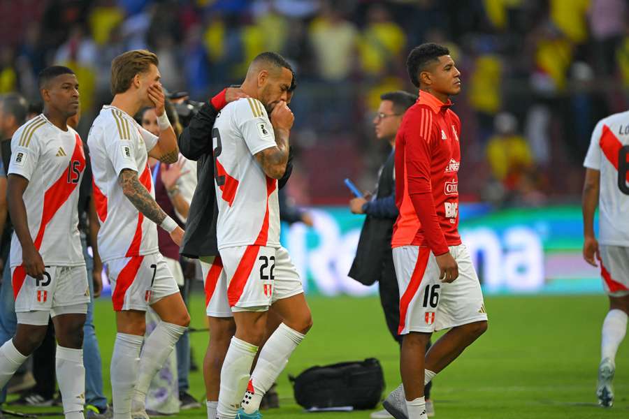 La selección peruana tiene un sinfín de motivos para estar preocupada.