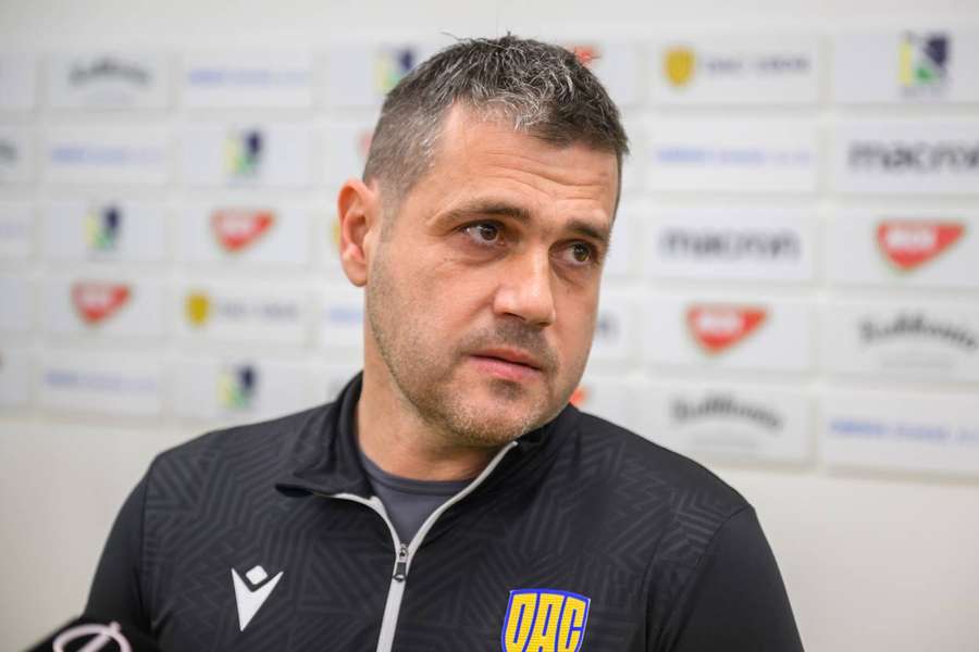 Tréner DAC Branislav Fodrek.
