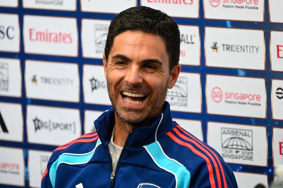 Arteta dodges Eze questions but reveals supporting Arsenal is a huge advantage to the club