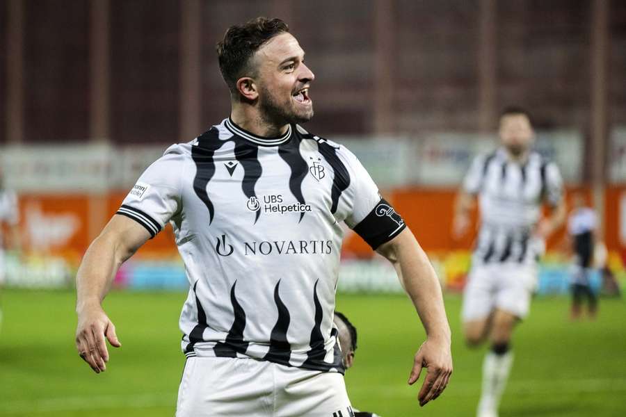Xherdan Shaqiri o ajută pe FC Basel să câştige titlul în Elveția după 8 ani