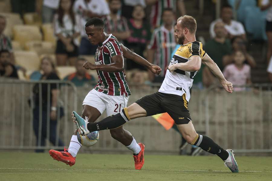 Criciúma fez uma partida aplicada para tentar evitar o gol do Fluminense