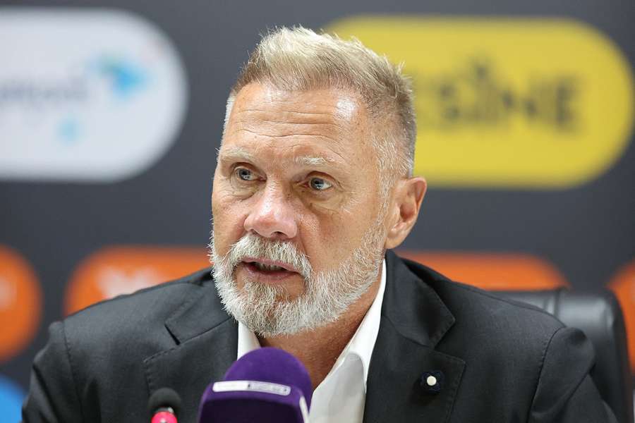 Thorsten Fink wurde bei Samsunsport entlassen. Thorsten Fink wurde bei Samsunsport entlassen.