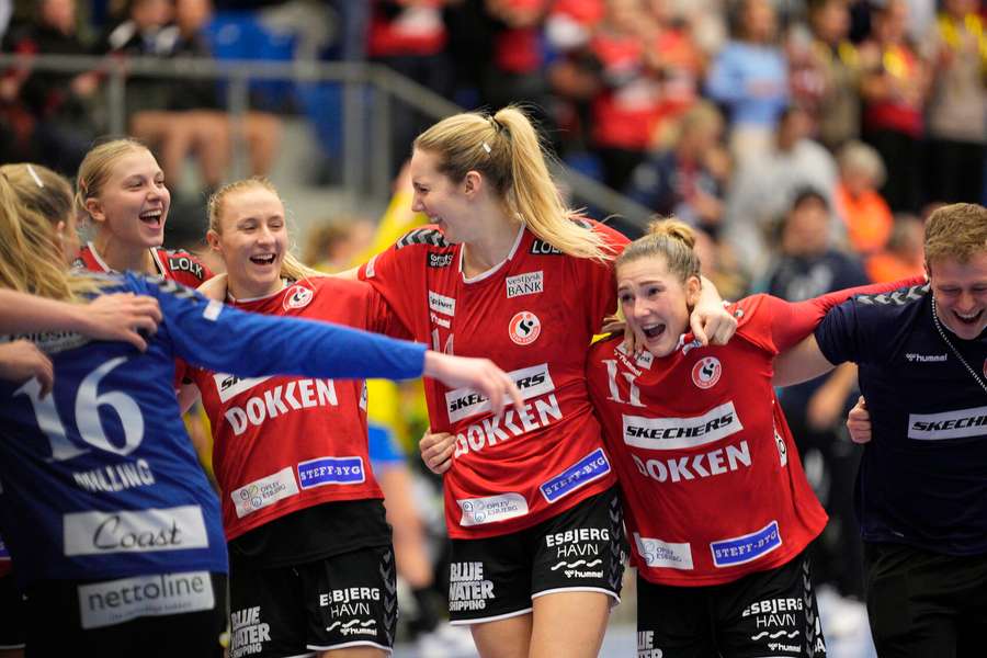 Team Esbjerg knuser Nykøbing og vinder dansk pokaltitel for tredje gang i træk 
