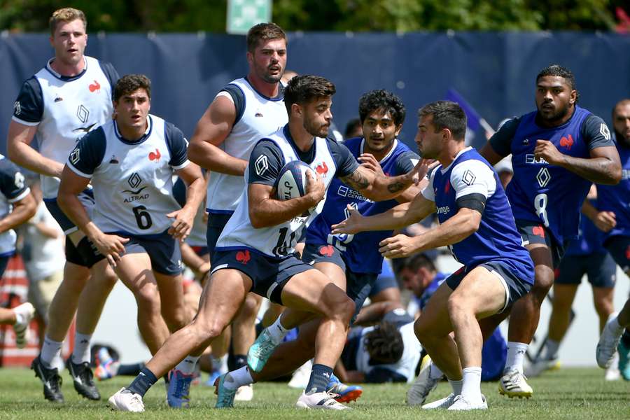 Romain Ntamack à l'entraînement