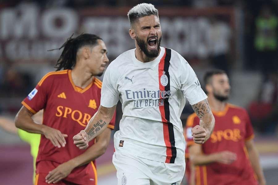 Milan é líder isolado da Serie A após vencer a Roma fora de casa