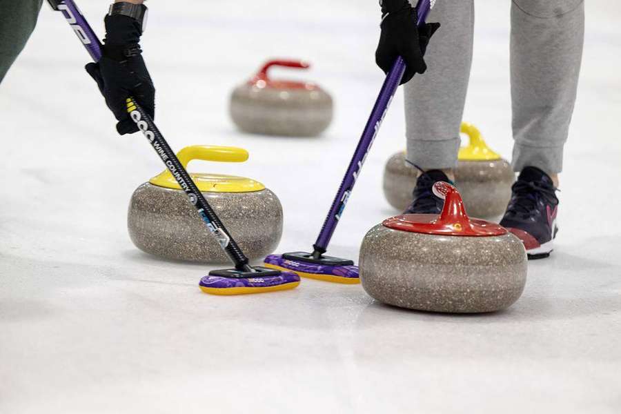 Polska zakończyła MŚ w curlingu na 12. miejscu, wywalczyła też gwarancję gry za rok