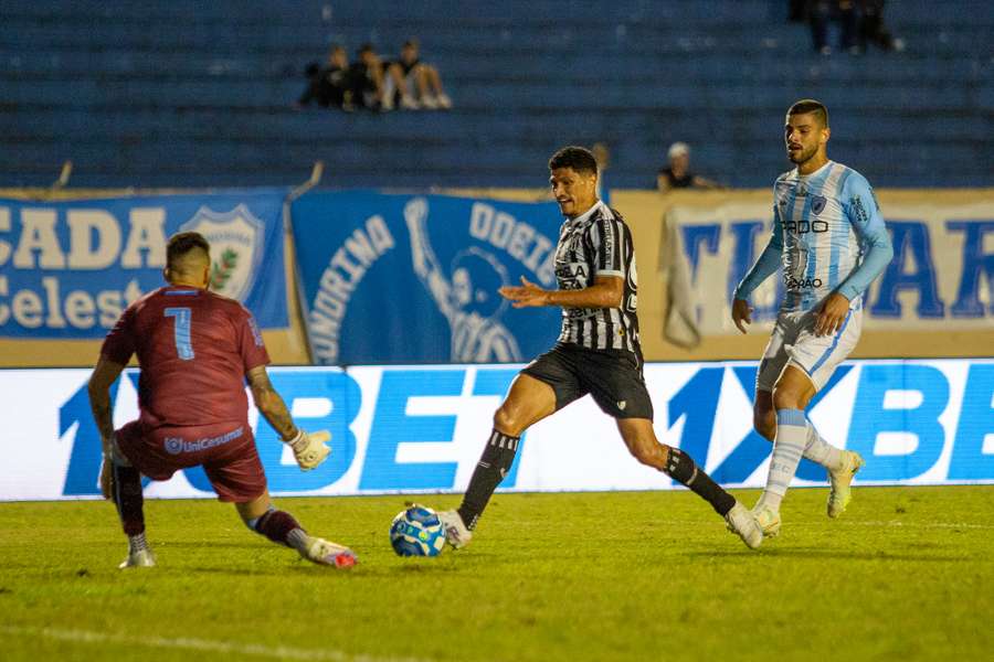 No primeiro turno, o Ceará ganhou do Londrina, no Paraná, por 3 a 1