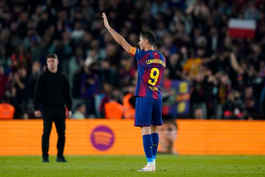 Lewandowski przemawia na Camp Nou. "Zawsze będę miał Barcelonę w swoim sercu"