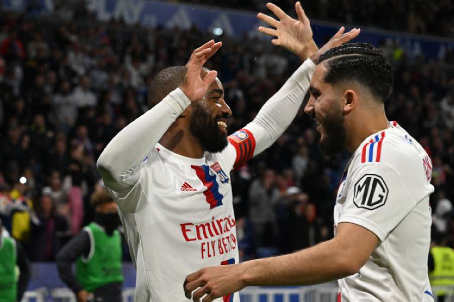 Lacazette i spółka wciąż w grze