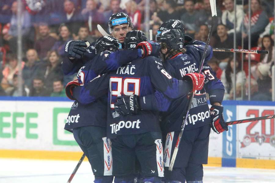 Zvolen ovládol derby v Banskej Bystrici. Zvolen ovládol derby v Banskej Bystrici.