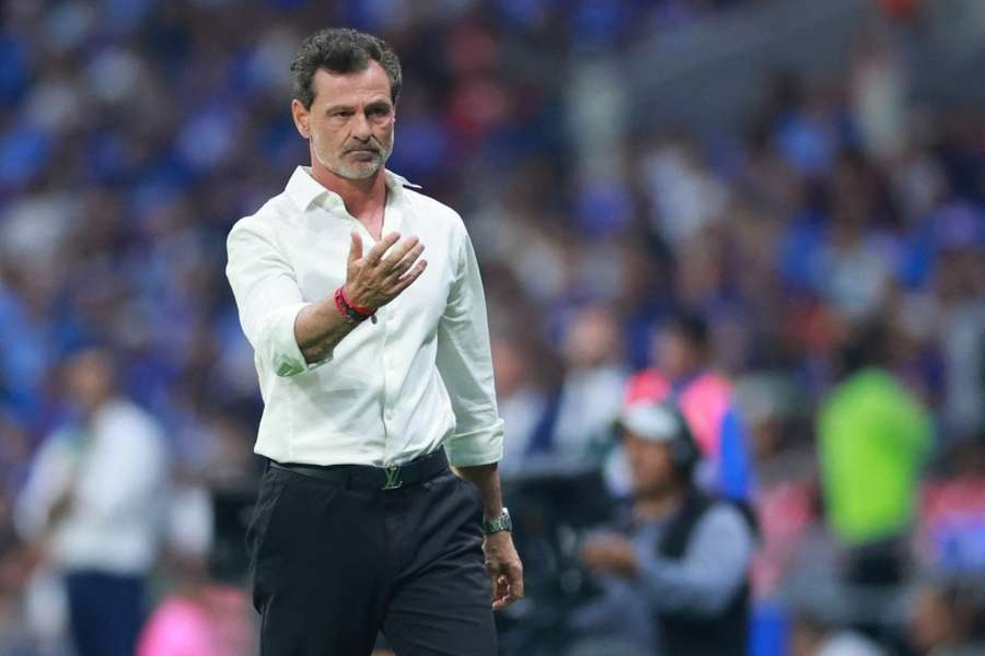 Diego Cocca deja de ser entrenador de Atlas Diego Cocca deja de ser entrenador de Atlas