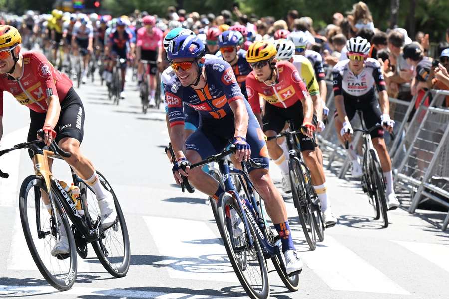 Kwiatkowski wrócił do peletonu, ale wyścig w San Sebastian skończył na dalekim miejscu