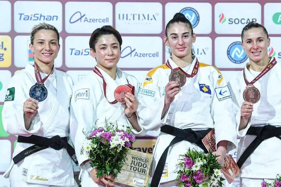 Telma Monteiro com a medalha de prata em -57kg em Baku