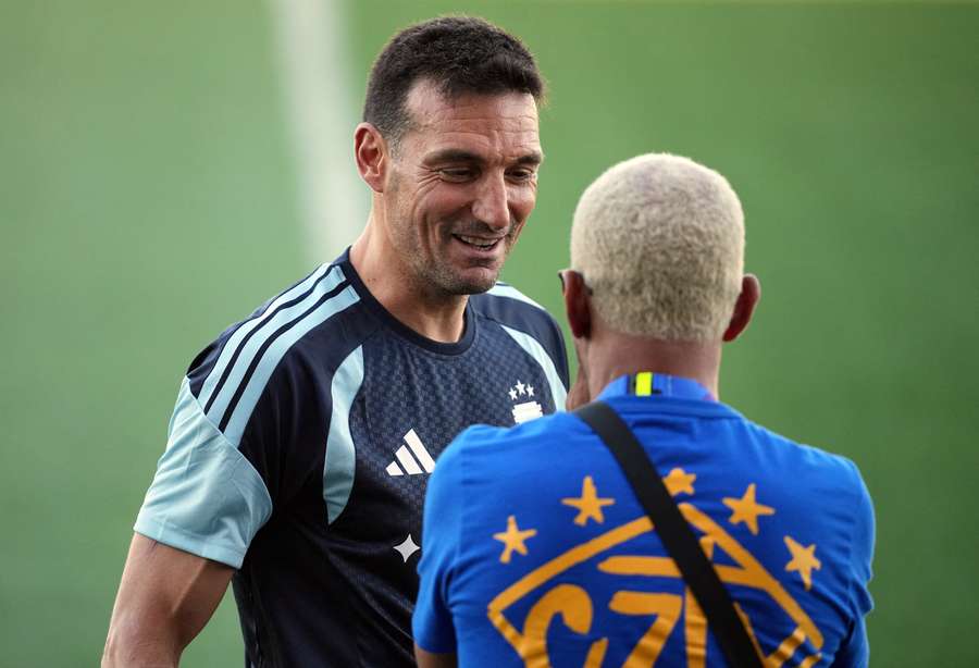 Lionel Scaloni during Argentina training Lionel Scaloni during Argentina training
