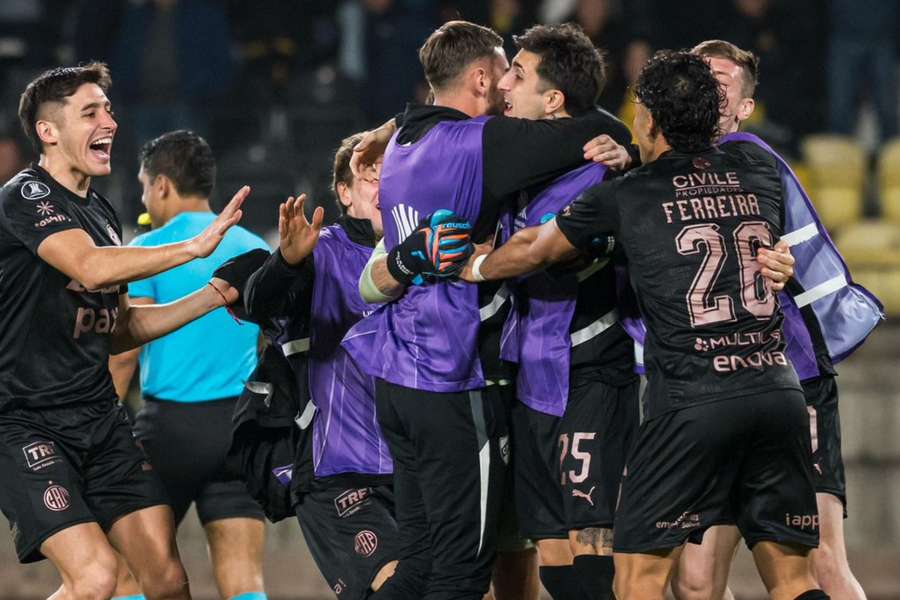 Platense é o rival do Fluminense nas quartas de final da Libertadores Platense é o rival do Fluminense nas quartas de final da Libertadores