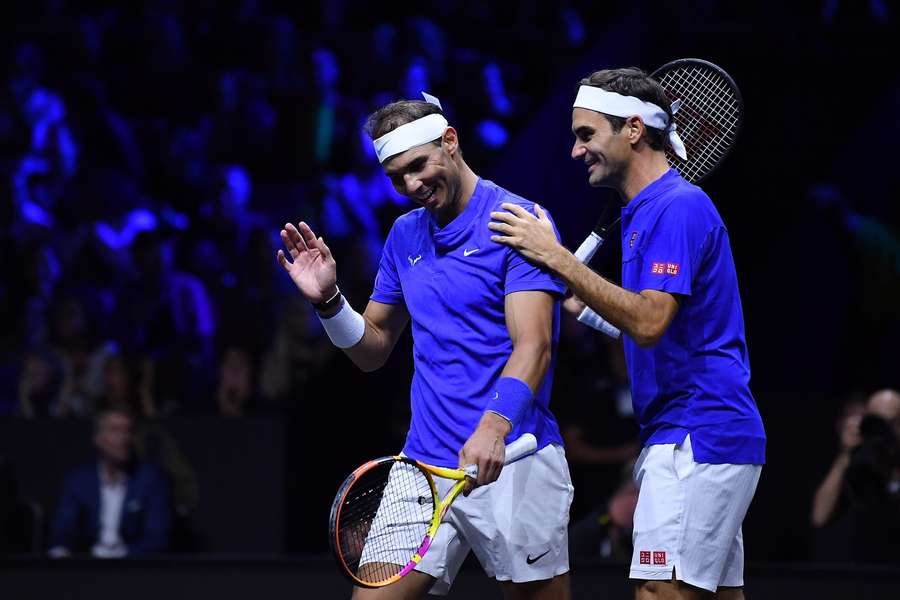 Rafael Nadal a Roger Federer na Laver Cupu 2022.