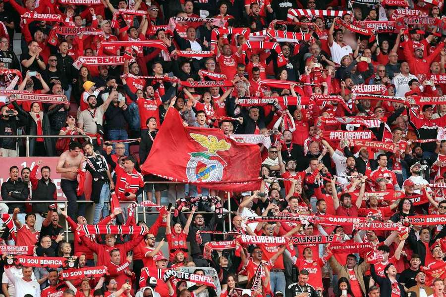 Candidatos às eleições do Benfica divergem na possibilidade de voto eletrónico