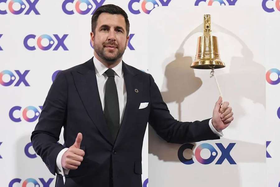 Enrique Riquelme é o adversário de Florentino Pérez nas eleições do Real Madrid Enrique Riquelme é o adversário de Florentino Pérez nas eleições do Real Madrid