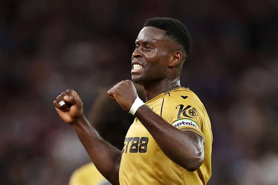 Guéhi zostane v Crystal Palace.