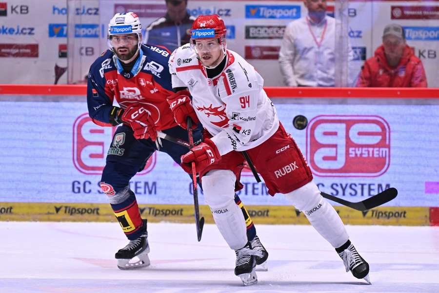 Který z týmů zvládne lépe páté finále?