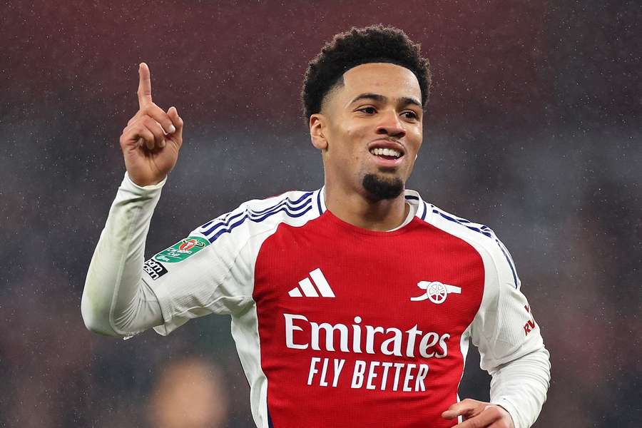 Nwaneri foi o grande nome da vitória do Arsenal na Copa da Liga Inglesa