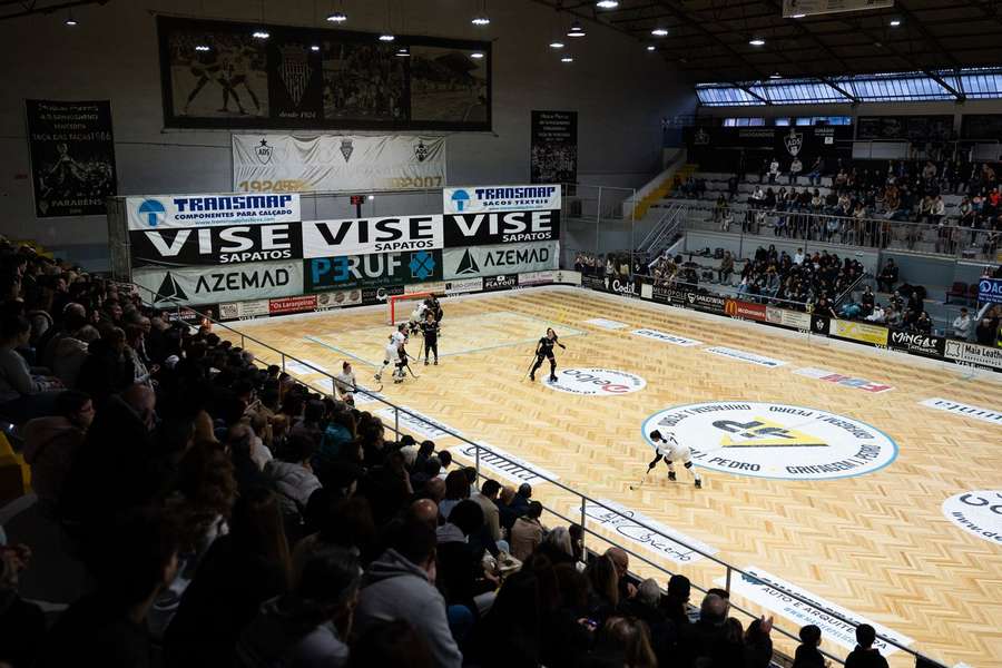 Cerca de 700 adeptos marcaram presença no Pavilhão dos Desportos da Associação Desportiva Sanjoanense