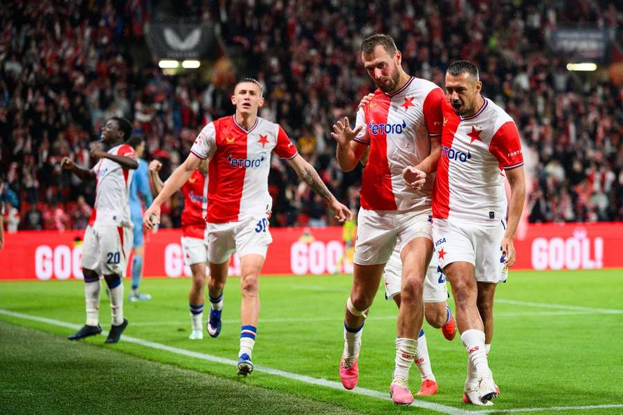 Slavia bude v zápase favoritem. Slavia bude v zápase favoritem.